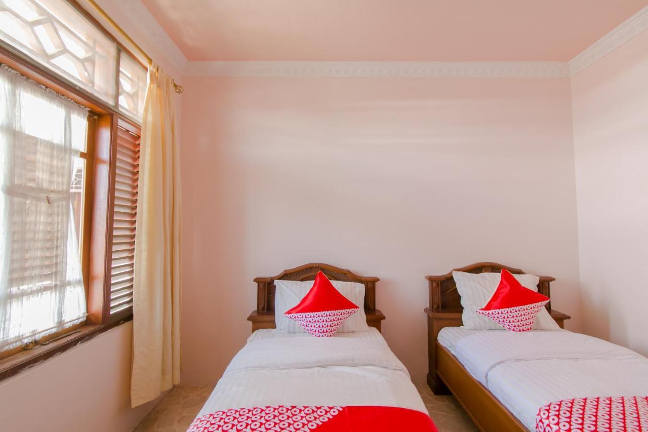 Oyo 2858 Vafa Guesthouse Cianjur Εξωτερικό φωτογραφία