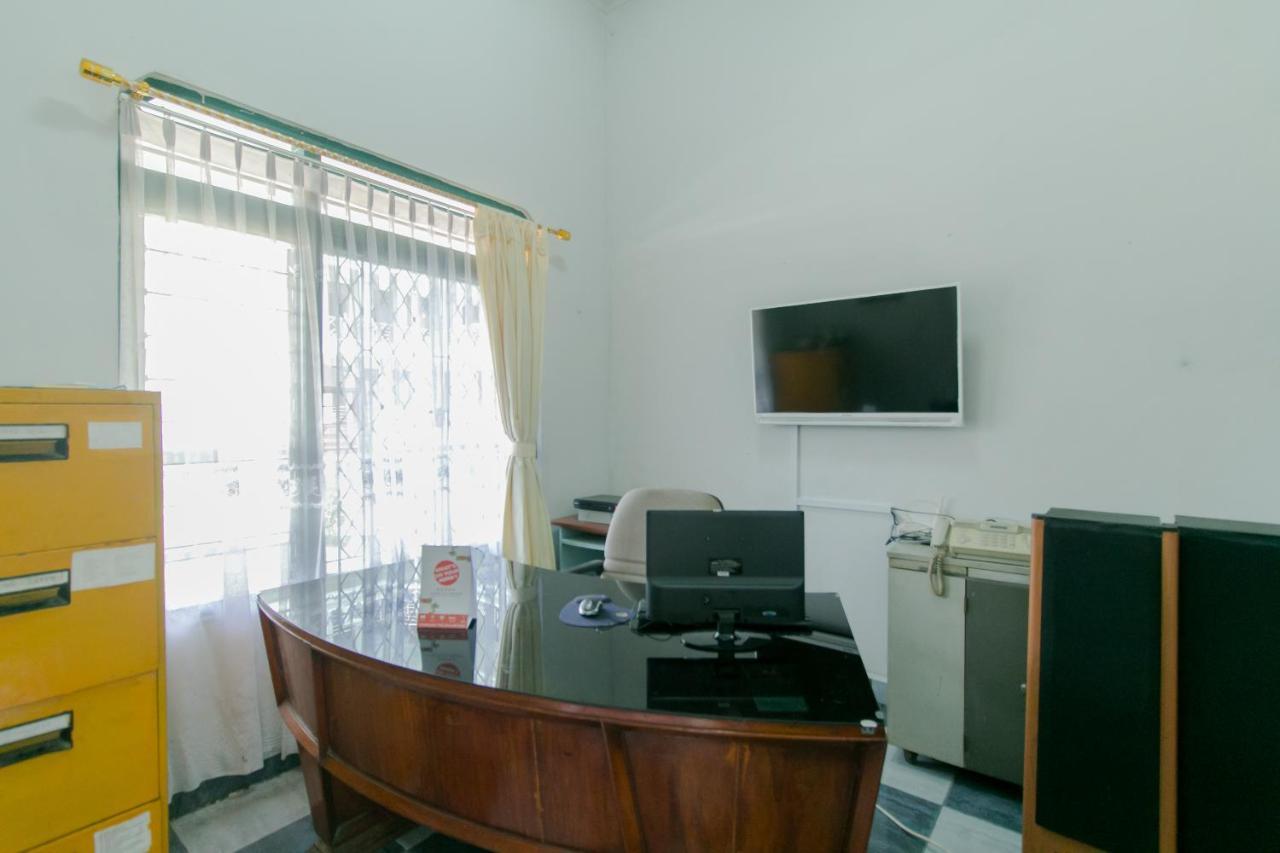 Oyo 2858 Vafa Guesthouse Cianjur Εξωτερικό φωτογραφία