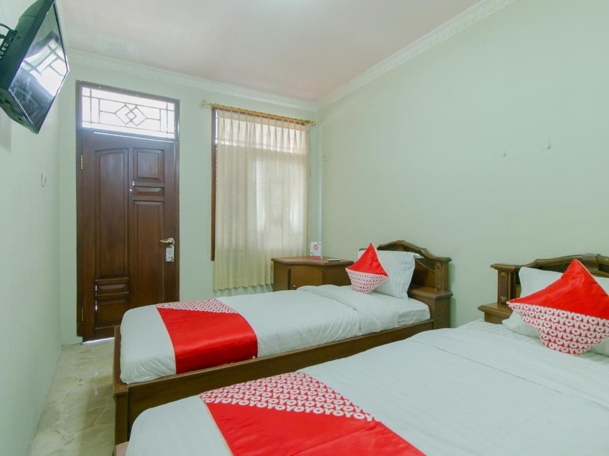 Oyo 2858 Vafa Guesthouse Cianjur Εξωτερικό φωτογραφία